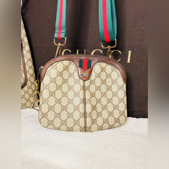 Gucci Crossbody Bag - Picture 12 of 15